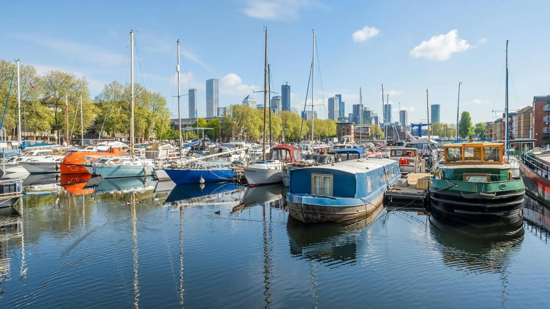 Apartment Riverside 1Br With Easy Transport 20Min To City Centre London