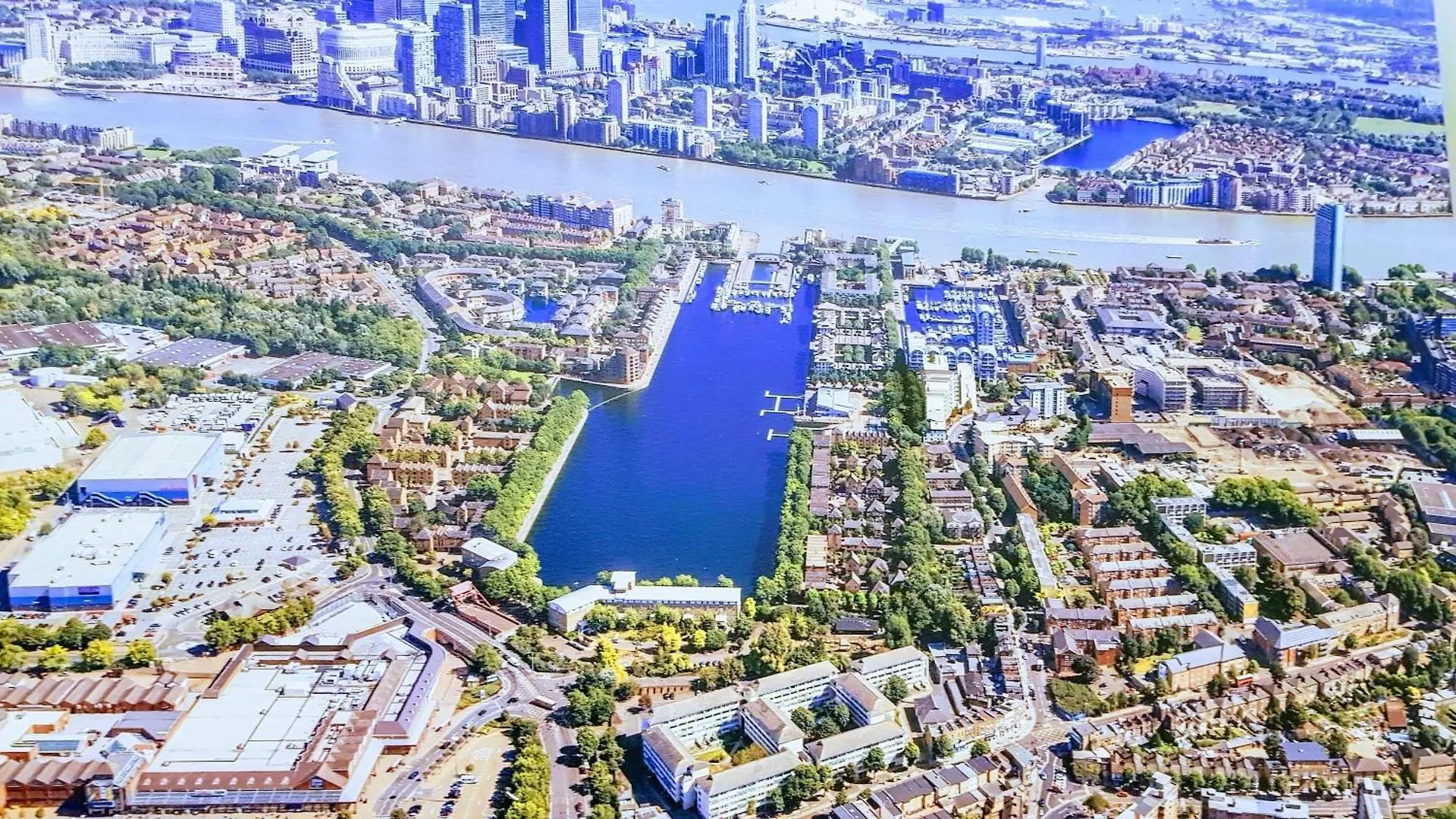 Riverside 1Br With Easy Transport 20Min To City Centre London Apartment