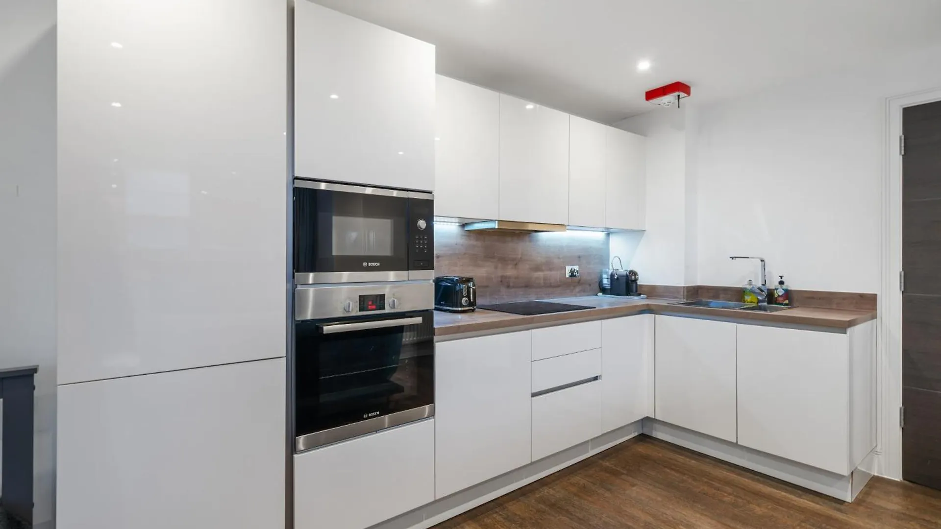Apartment Riverside 1Br With Easy Transport 20Min To City Centre London